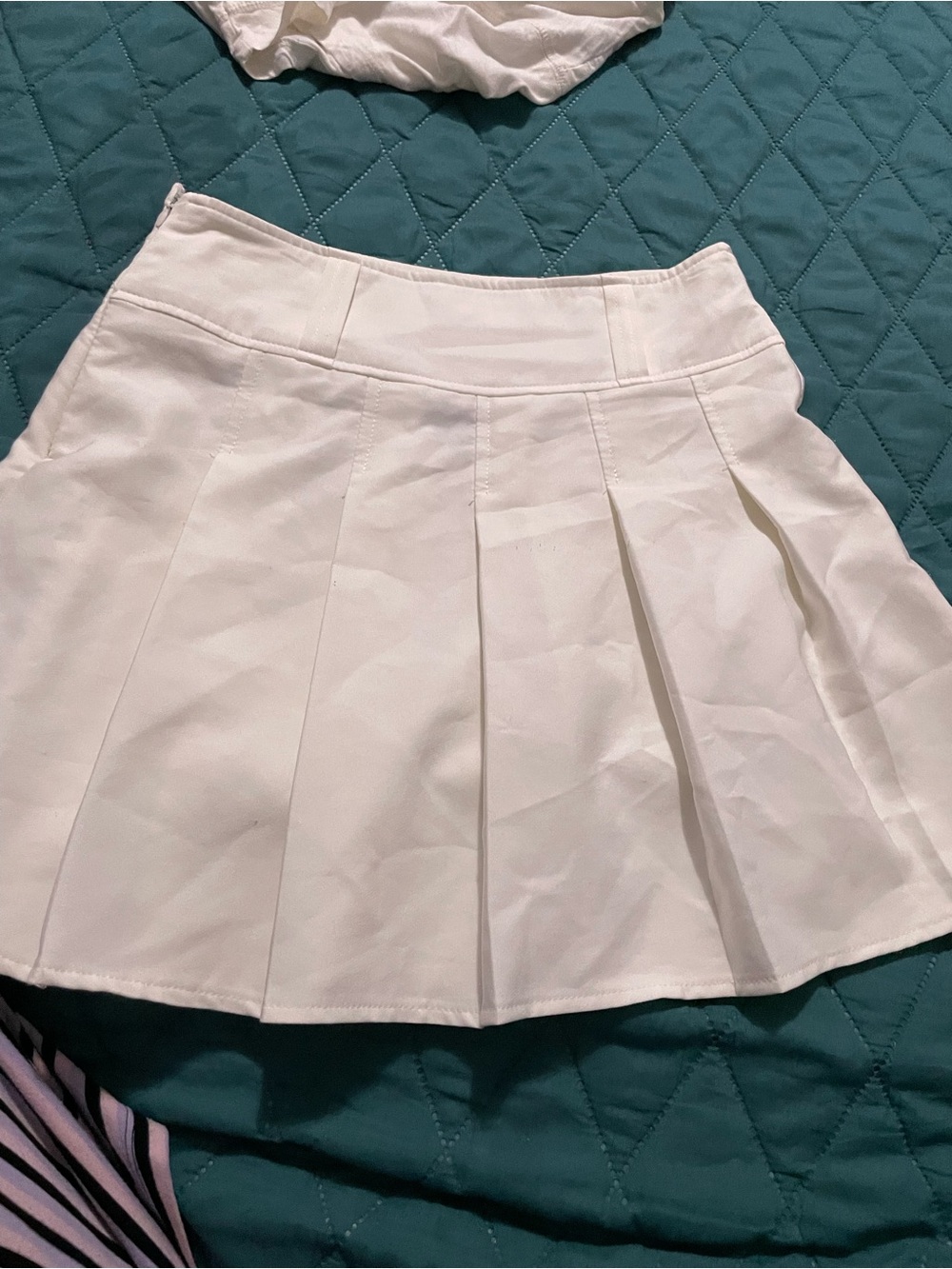 SHEIN White Pleated Skater Mini Skirt